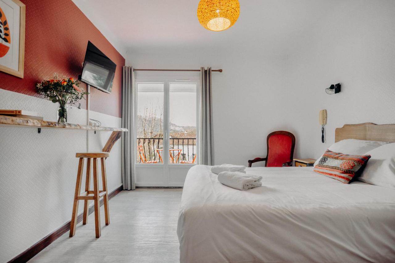 Logis Hotel Restaurant Espelletenia Larceveau-Arros-Cibits المظهر الخارجي الصورة
